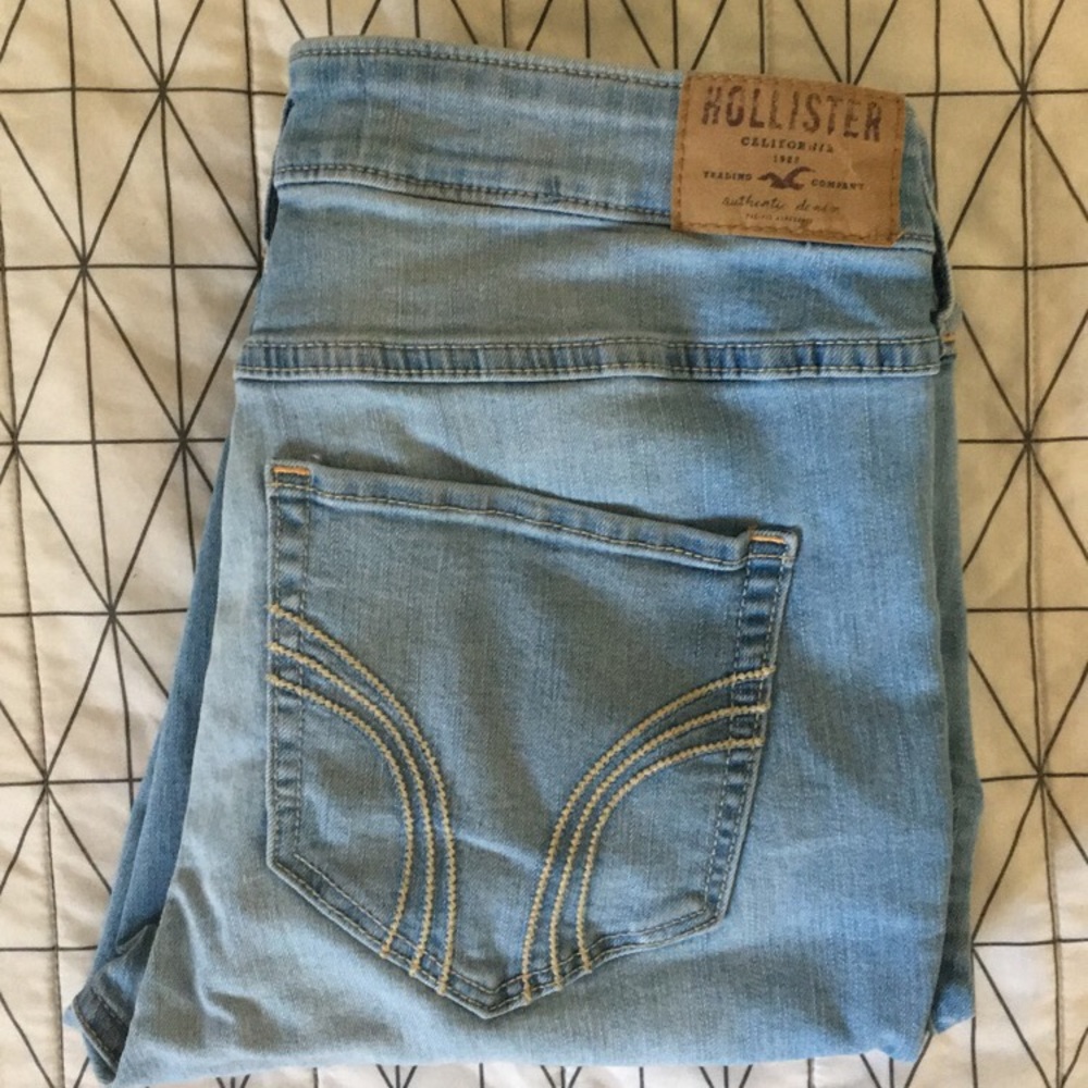 Hollister Jeans